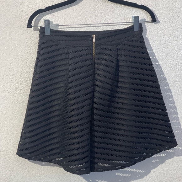 Guess Black Mesh Circle Skirt
Style #W5RD5300000 - Picture 2 of 6